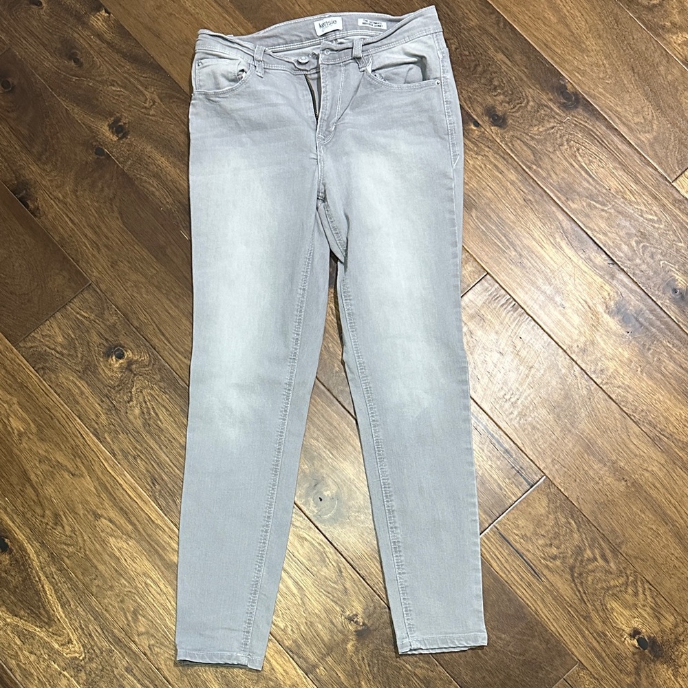Kensie The Ultimate HR Skinny Jean Size 4/27